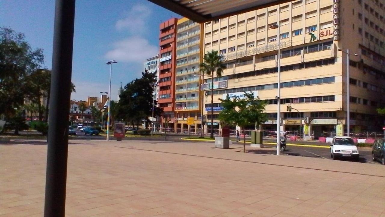 Hostel Puerto Algeciras Exterior photo